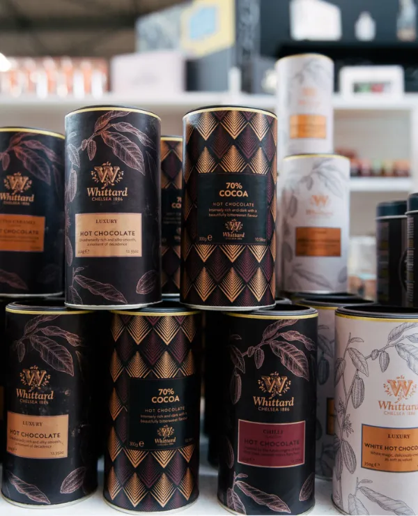 Merken_Bommel&BommelDelicatessen_food_atrium