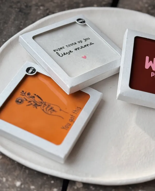 Merken_label2x_closeup