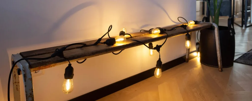 Exposant_Cotton Ball Lights