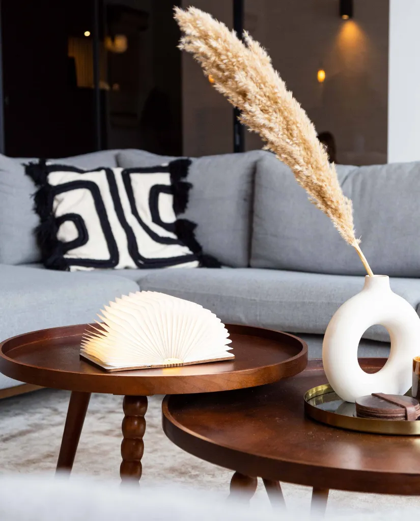 Exposant_Cotton Ball Lights