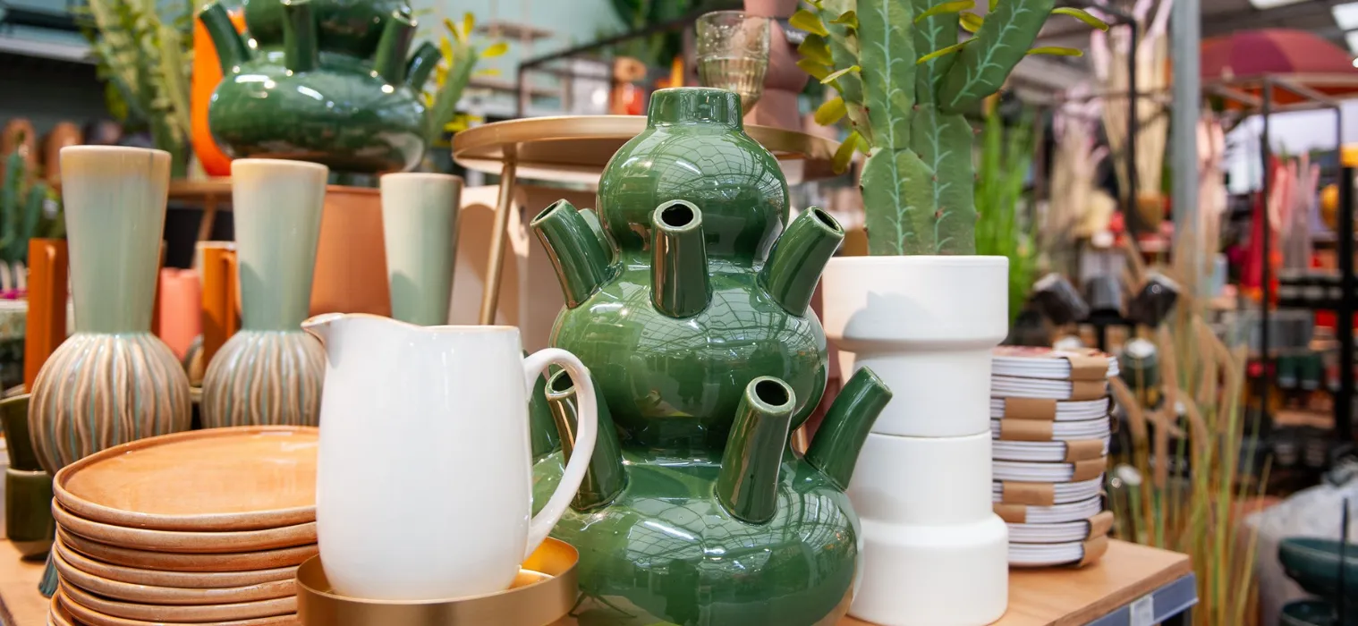 Marques_BSIK_General_Vases_3