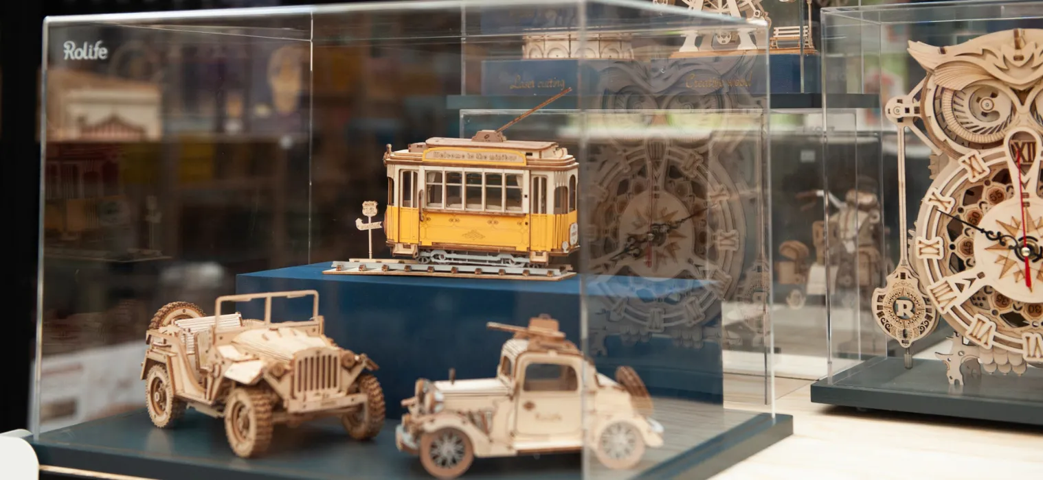 Merken_ArtBizniz_miniatuur_bouwpakket_header