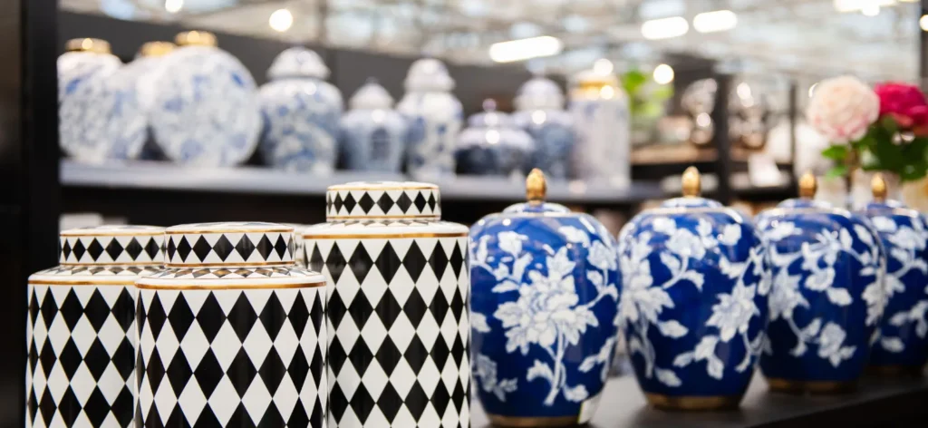 Merken_QMFtrading_vazen_header