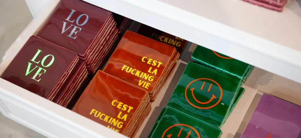 Marques_Tegelmeisje_Général_Carreaux