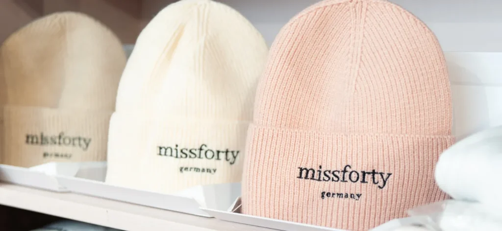 Marques_Missforty_General_bonnets