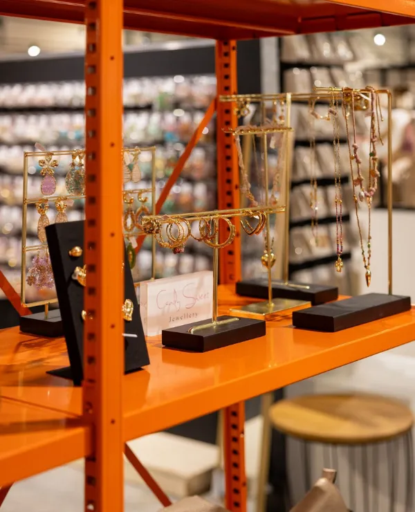 Nieuws_Ede_Inspiratie_Sieraden_Verticaal