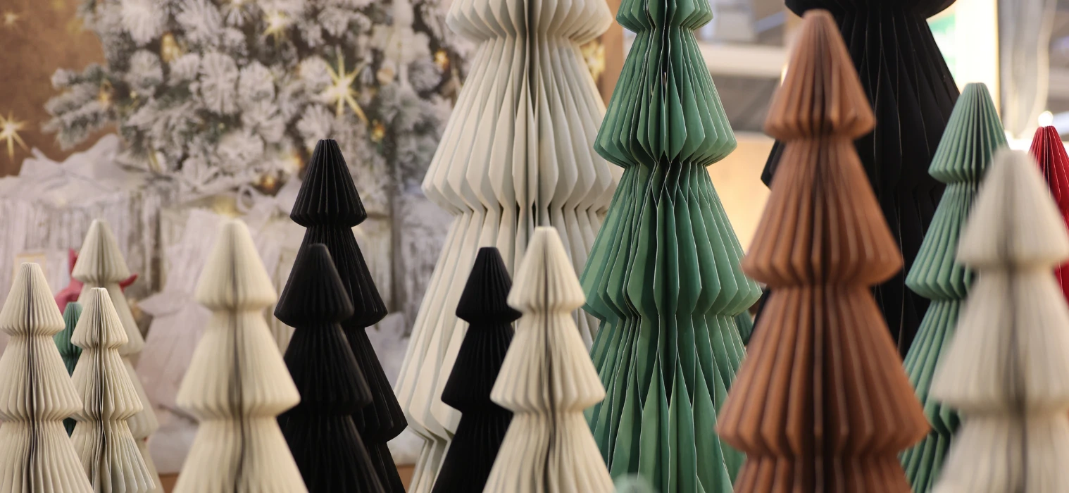 TICA brands Scheulen paper Christmas trees