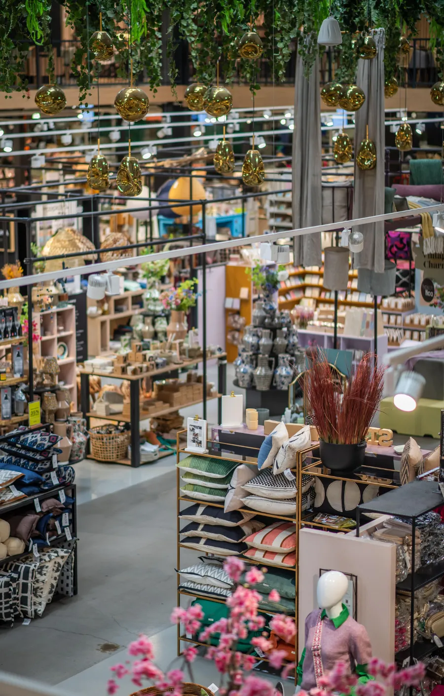 TICA showroom overzicht Aalsmeer