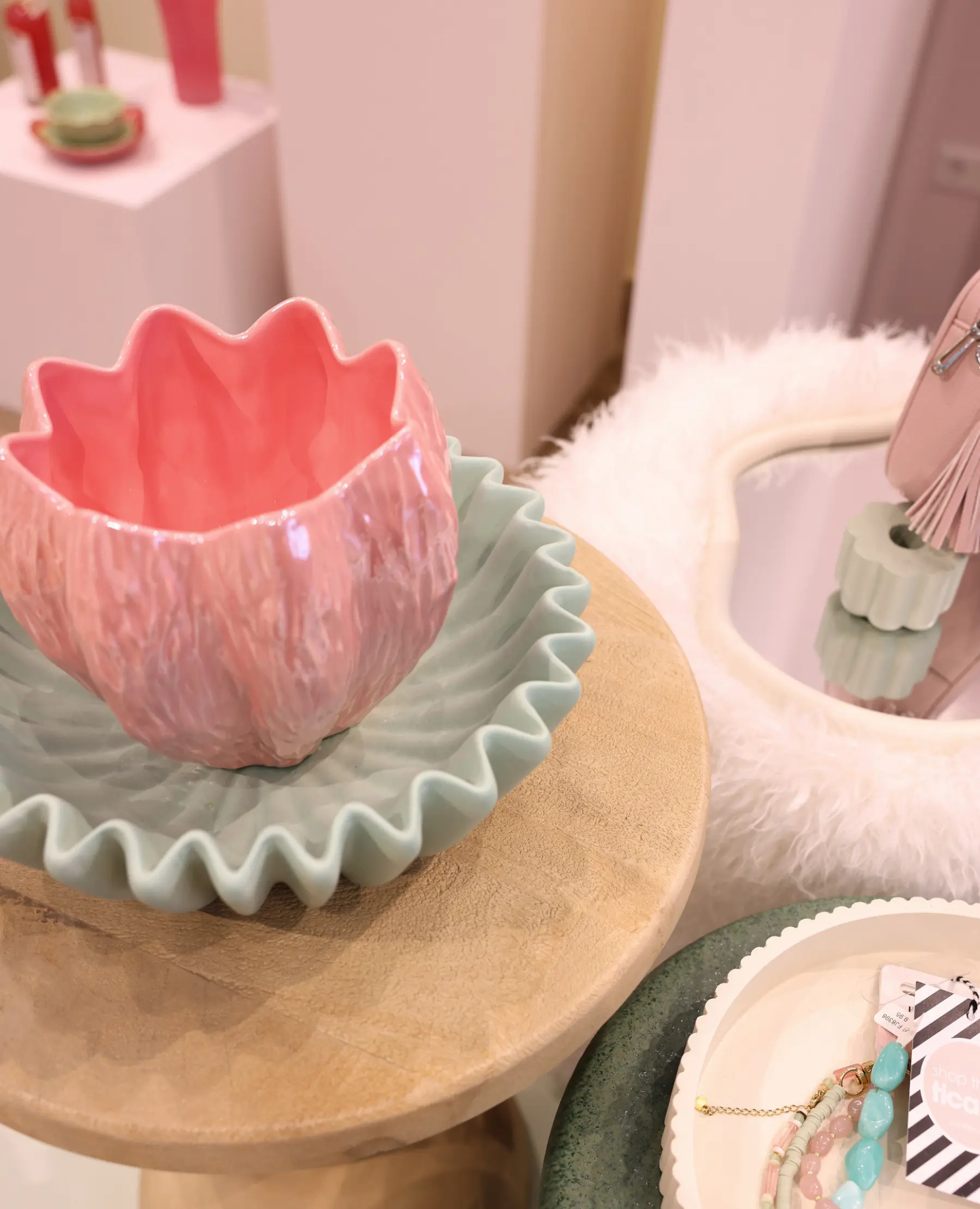 Trendplein bij TICA met woondecoratie en accessoires