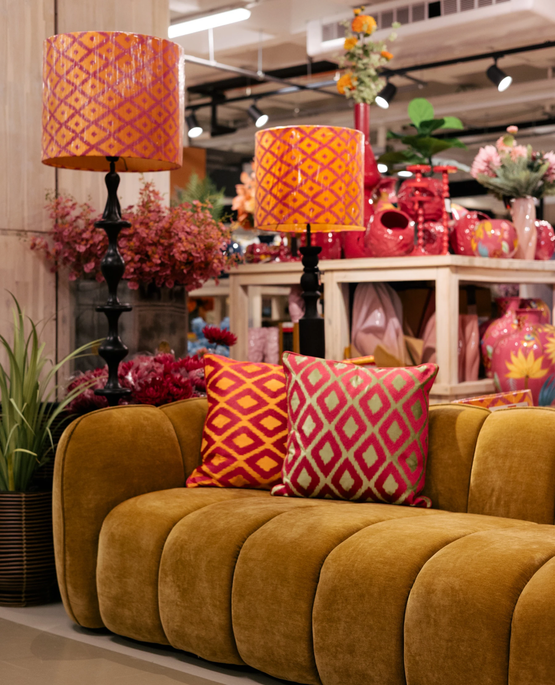 Meubels en woonaccessoires inkopen bij TICA Brussel in Trademart