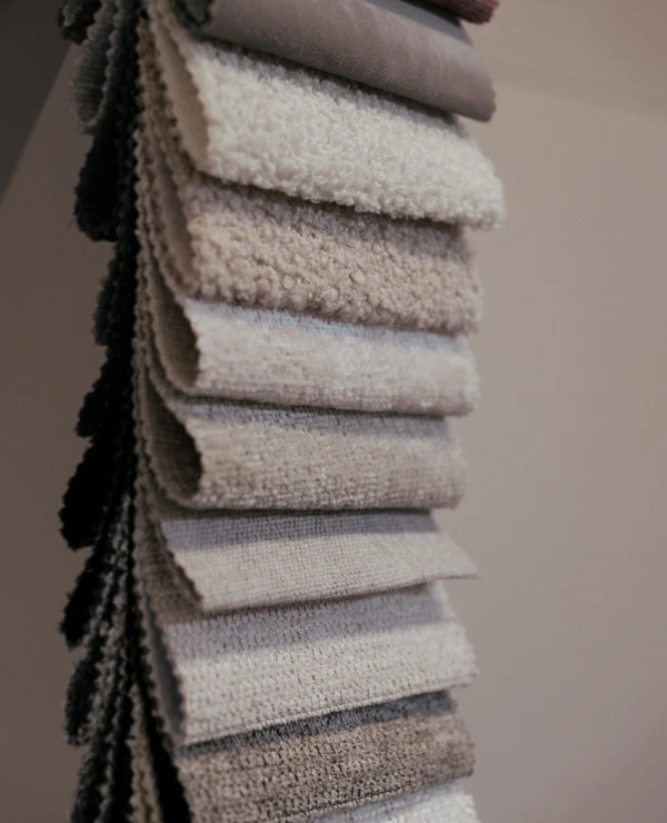 beige staaltjes voor bed en beddengoed van luxury dream bij TICA