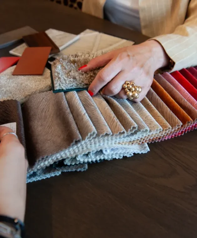 Typisch-TICA-binnenkijken-bij-Stoop-Furniture_slider